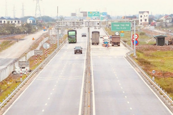 Kiểm tra tiến độ và công tác quản lý chất lượng xây dựng hệ thống quản lý giao thông thông minh trên tuyến cao tốc