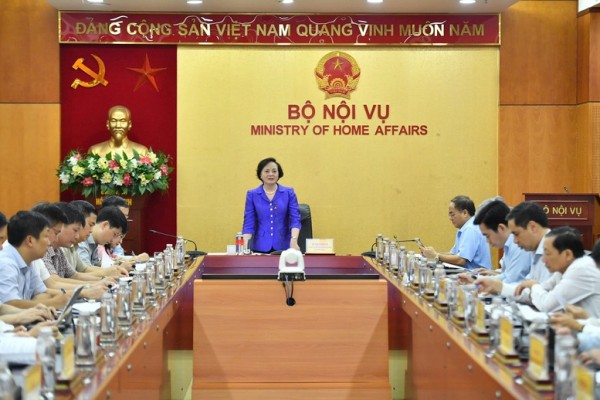 Thẩm quyền và trách nhiệm của lãnh đạo Bộ Nội vụ trong tiếp công dân và giải quyết khiếu nại, tố cáo