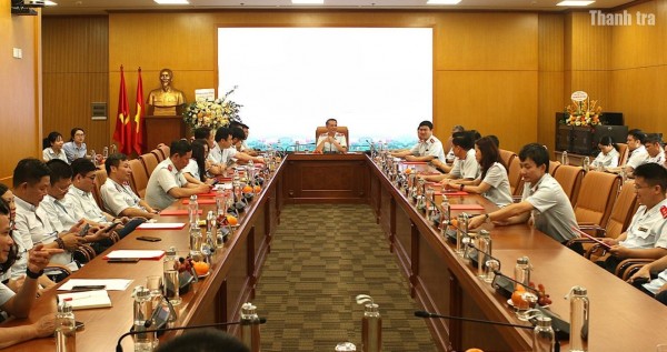 Chủ động nắm tình hình, báo cáo các vụ việc có dấu hiệu vi phạm pháp luật thuộc lĩnh vực quản lý