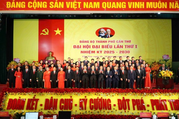 Chủ tịch Quốc hội Trần Thanh Mẫn dự Đại hội Đại biểu Đảng bộ TP Cần Thơ lần thứ I