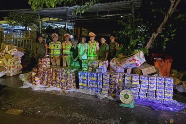 Công an tỉnh Đồng Nai bắt giữ lượng lớn pháo hoa nổ ngày đầu cao điểm tấn công tội phạm