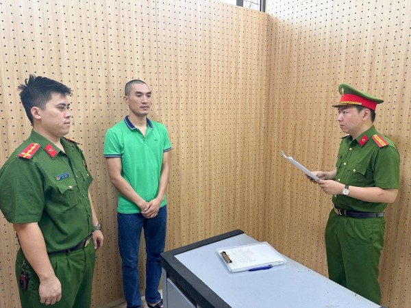 Sơn La: Nguyên cán bộ ngân hàng lừa 23 người dân chiếm đoạt gần 8 tỉ đồng