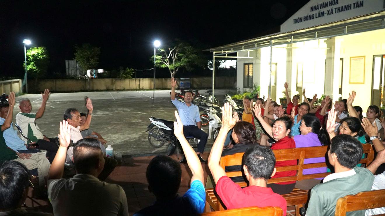 Thanh Hóa: Họp dân ban đêm, 4 ngày hoàn tất mặt bằng cho 1 dự án