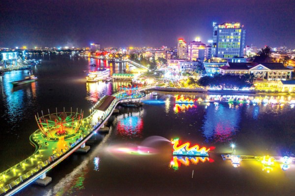 Cần Thơ khẳng định vai trò đô thị trung tâm và đầu tàu phát triển vùng