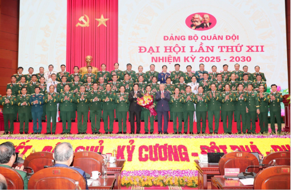 Đại hội Đảng bộ Quân đội lần thứ XII: Thống nhất cao đưa Nghị quyết vào cuộc sống với trách nhiệm chính trị cao nhất