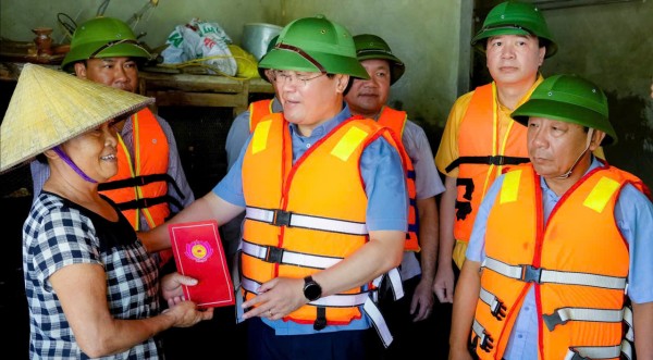 Nghệ An: Nỗ lực khắc phục hậu quả bão số 10 để sớm ổn định đời sống Nhân dân