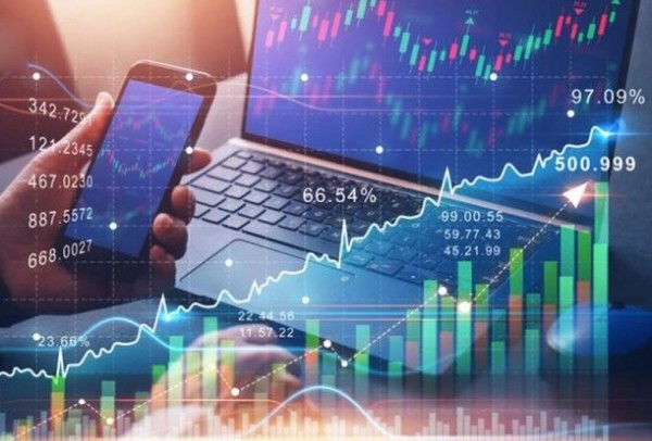 UBCKNN xử phạt loạt doanh nghiệp vi phạm công bố thông tin