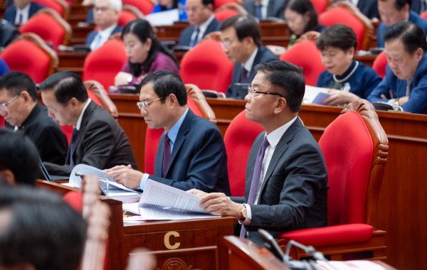 Bầu bổ sung 4 Uỷ viên Uỷ ban Kiểm tra Trung ương, cho ý kiến nhân sự Phó Thủ tướng