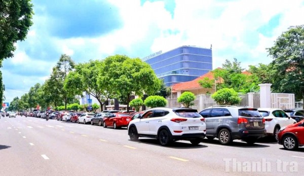 Đắk Lắk: Gần 4.300 xe ô tô đăng ký mới chỉ trong một tháng