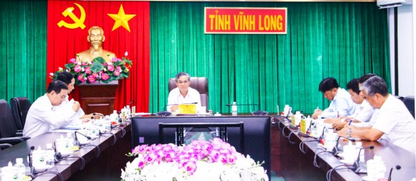 Vĩnh Long: Huy động mọi nguồn lực để xử lý khẩn cấp sự cố sạt lở