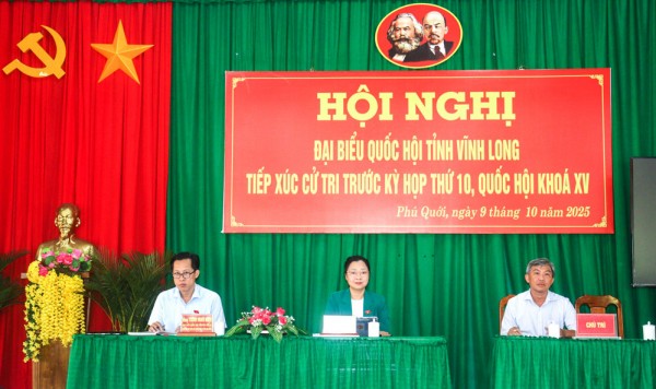 Vĩnh Long: Đoàn đại biểu Quốc hội tỉnh tiếp xúc cử tri tại xã Phú Quới
