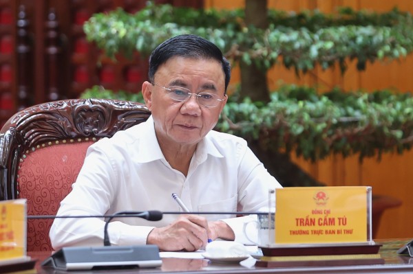 Bộ Chính trị ra kết luận mới về trách nhiệm của người đứng đầu cấp tỉnh, xã trong tiếp dân