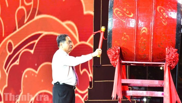 Chủ tịch Quốc hội Trần Thanh Mẫn khởi trống khai hội Côn Sơn - Kiếp Bạc