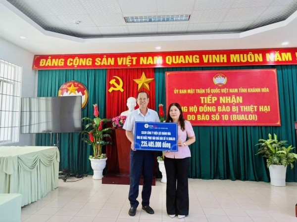 Hơn 5,1 tỷ đồng ủng hộ đồng bào vùng bão lũ và nhân dân Cuba