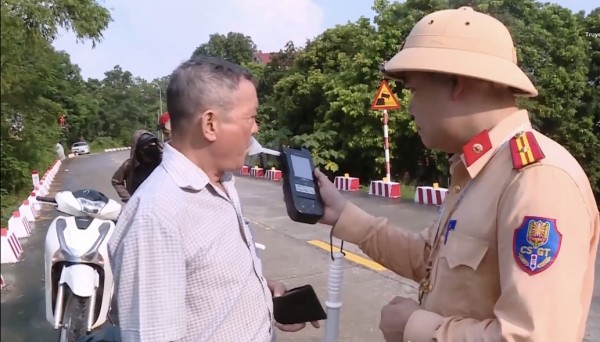 Thanh Hoá: 1 tháng, lập 5.680 biên bản, xử phạt gần 27 tỷ đồng về vi phạm giao thông