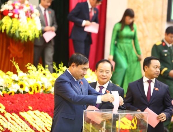 Bầu 52 đồng chí vào Ban Chấp hành Đảng bộ tỉnh Điện Biên khoá XV, nhiệm kỳ 2025-2030