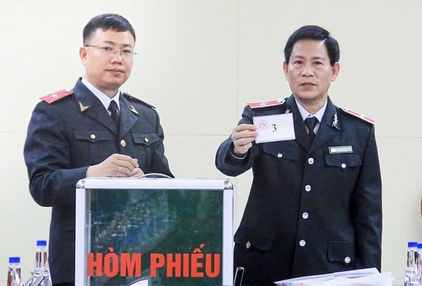 Người giữ chức vụ tại các đơn vị đặc thù có phải kê khai tài sản, thu nhập?