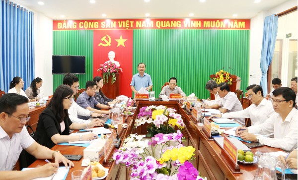 Tổ công tác 2037 giám sát tại Đảng ủy phường Trà Vinh về vận hành mô hình chính quyền 2 cấp