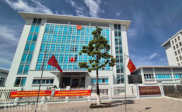 Thuế Cơ sở 8 tỉnh An Giang công khai 938 trường hợp nợ thuế hơn 19,4 tỷ đồng