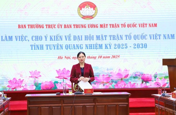 Phó Chủ tịch Hà Thị Nga: Đại hội MTTQ Việt Nam tỉnh Tuyên Quang phải thể hiện tinh thần đoàn kết và hơi thở thời đại