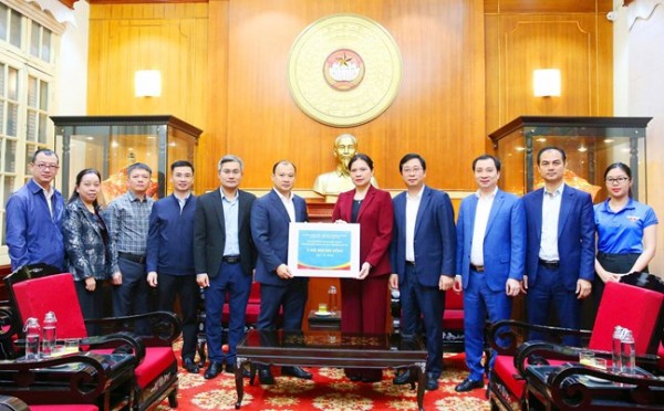 Hơn 1.091 tỷ đồng ủng hộ đồng bào vùng lũ vượt qua khó khăn