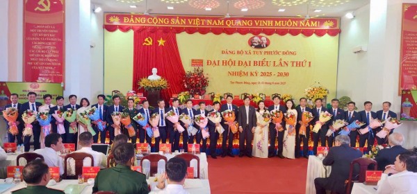 Đảng bộ xã Tuy Phước Đông quyết tâm đưa Nghị quyết Đại hội lần thứ I vào thực tiễn