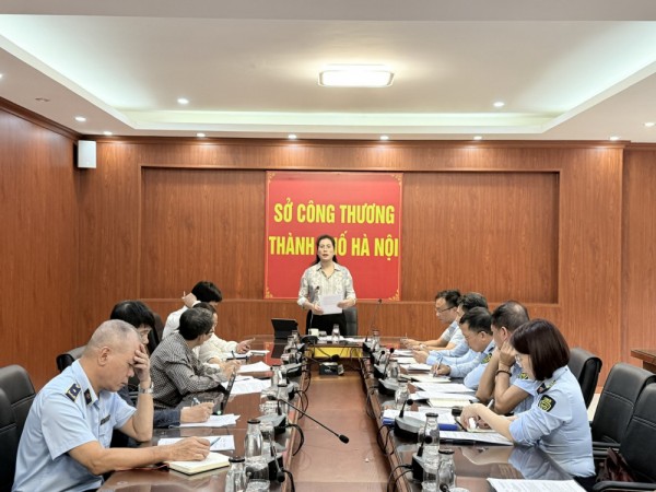 Hà Nội thành lập hai đoàn kiểm tra liên ngành chống buôn lậu, hàng giả dịp cuối năm