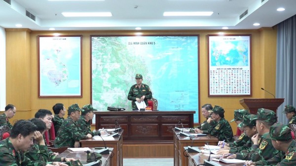 Quân khu 5: Họp khẩn trong đêm, chỉ đạo ứng phó mưa lũ tại Đà Nẵng và Quảng Ngãi