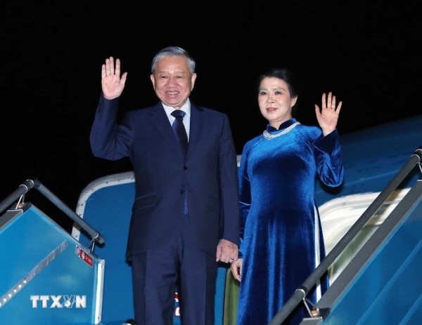 Tổng Bí thư Tô Lâm và Phu nhân lên đường thăm chính thức Liên hiệp Vương quốc Anh và Bắc Ireland