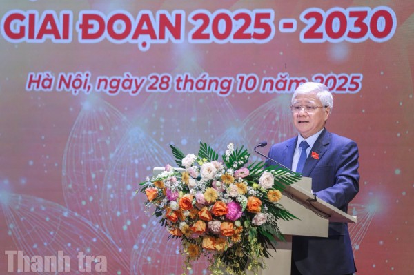 Thi đua là yêu nước, yêu nước phải thi đua