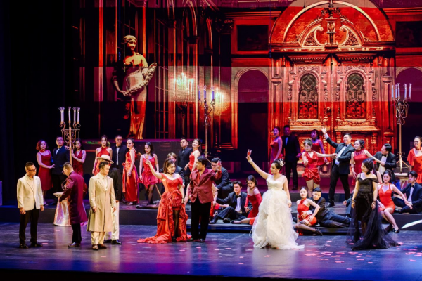 La Traviata - Đỉnh cao nghệ thuật opera và điều ít biết trong lần ra mắt đầu tiên
