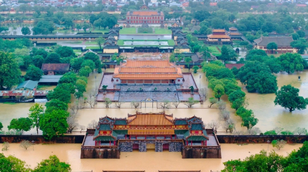 Bộ Chính trị đề nghị khẩn trương chỉ đạo khắc phục hậu quả do mưa, lũ gây ra