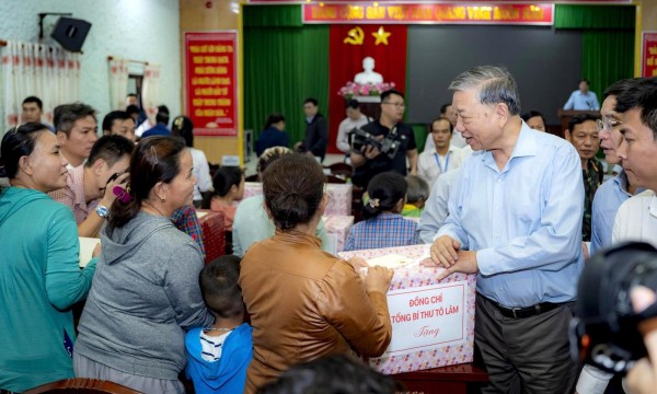 Thủ tướng chỉ đạo tập trung khắc phục nhanh hậu quả mưa lũ tại khu vực Trung Bộ