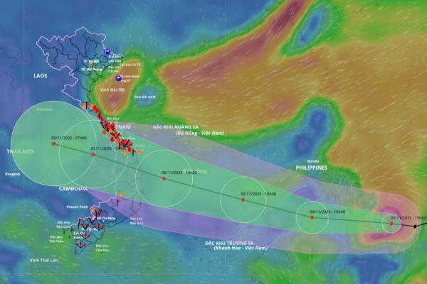 Bộ Xây dựng yêu cầu các đơn vị chủ động ứng phó với bão số 13