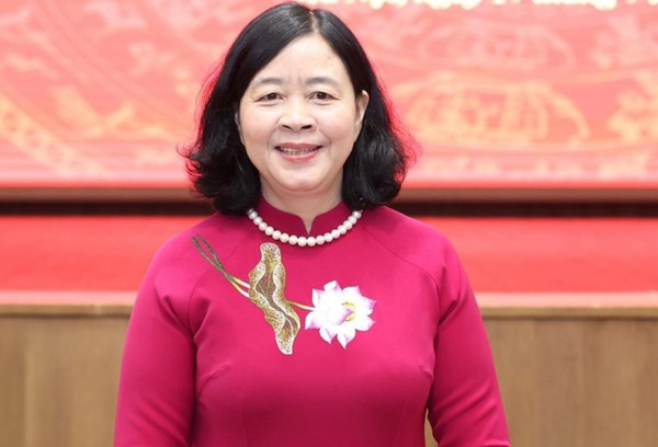 Bà Bùi Thị Minh Hoài làm Bí thư Đảng ủy MTTQ, các đoàn thể Trung ương