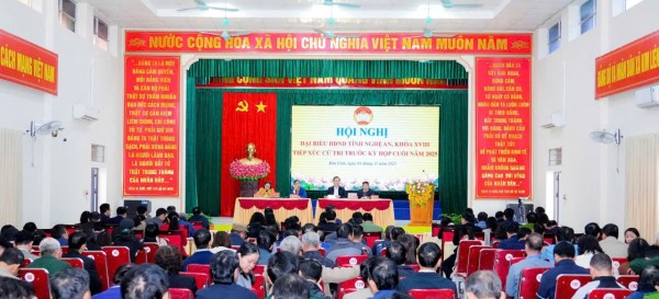 Bí thư Tỉnh ủy Nghệ An tiếp xúc cử tri xã Kim Liên: Tiếp tục đầu tư có trọng điểm, giải quyết kiến nghị dân sinh