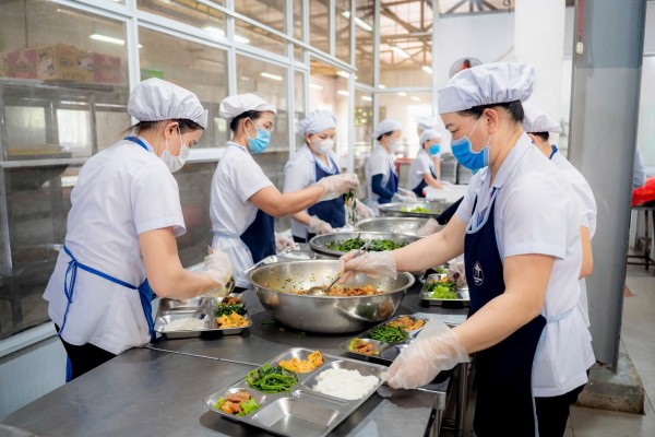 Tăng cường bảo đảm an toàn thực phẩm học đường và bếp ăn tập thể