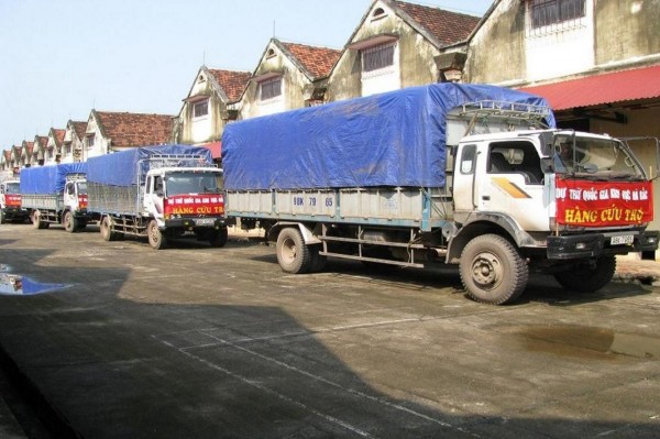 Thu nhập người dân cải thiện, nhưng khó khăn do giá cả và thiên tai vẫn hiện hữu