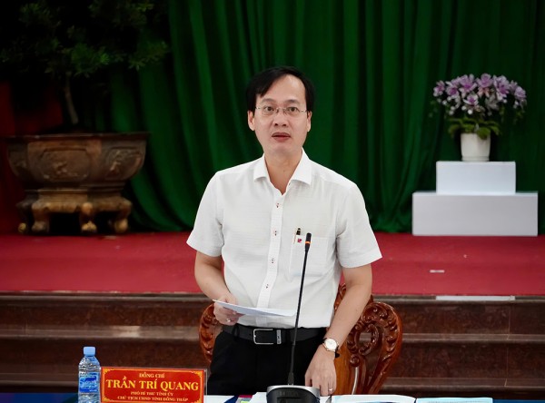 Chủ tịch tỉnh Đồng Tháp yêu cầu cấp xã, phường xây dựng đội ngũ cán bộ chuyên nghiệp, am hiểu chuyển đổi số