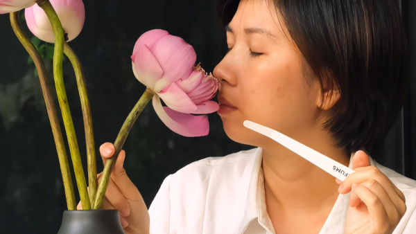 Nghệ sĩ mùi hương Rei Nguyễn cùng Vietnam Airlines đem hương sắc Việt nương theo gió trời