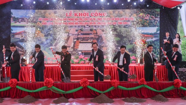 Khởi công Trường nội trú xã Lóng Sập: Nâng bước chân em nơi biên cương Tổ quốc