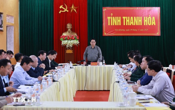 Thủ tướng Phạm Minh Chính làm việc với Thường trực Tỉnh uỷ Thanh Hóa