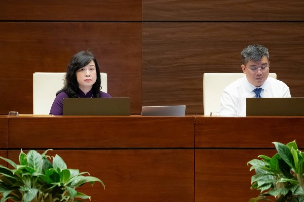 Lo tăng thời gian nghỉ thai sản tạo xu hướng ngại tuyển phụ nữ vào vị trí quan trọng