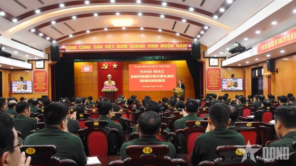 Đổi mới nhận thức, nâng cao hiệu quả công tác kiểm tra, giám sát trong toàn quân