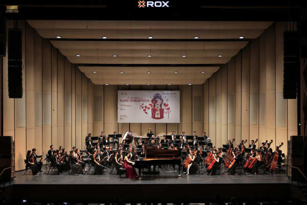 Dàn nhạc Giao hưởng Hà Nội thăng hoa trong hòa nhạc Dvořák và Rachmaninov
