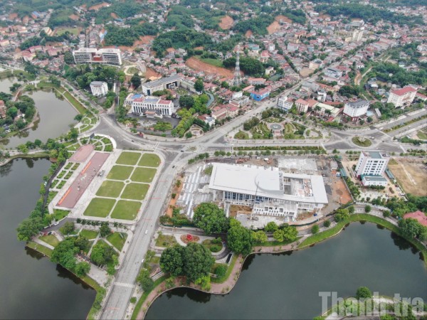 Hạnh phúc là đích đến trong hành trình phát triển Lào Cai