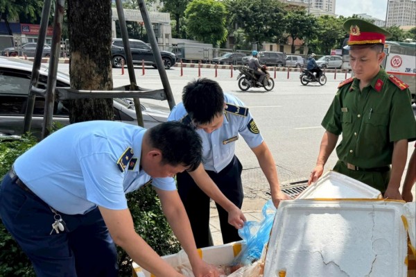 Hà Nội siết chặt kiểm soát thị trường: Bảo vệ quyền lợi người tiêu dùng - nhiệm vụ trọng tâm cuối năm