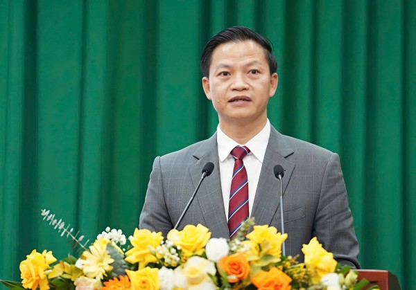 Chủ tịch UBND tỉnh Thái Nguyên chỉ đúng “chỗ tắc” gây úng ngập cho dân