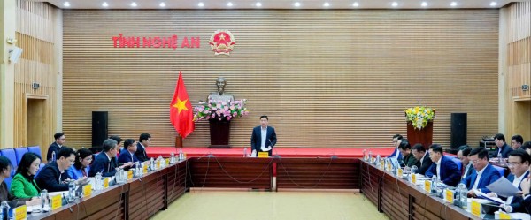 Bí thư Tỉnh ủy Nghệ An: Quyết liệt đổi mới tư duy, tạo đột phá trong thực thi nhiệm vụ