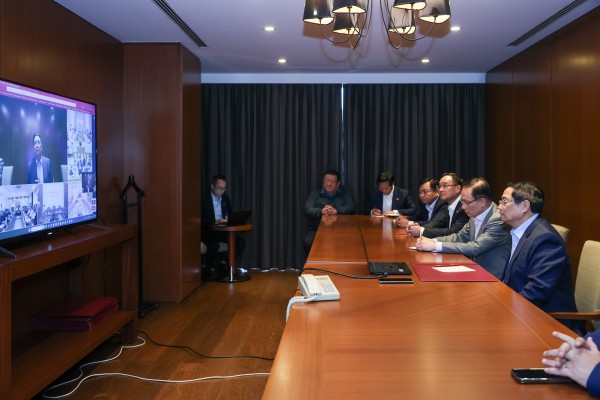 Thủ tướng họp khẩn từ Algeria chỉ đạo cấp bách ứng phó mưa lũ lịch sử ở các tỉnh